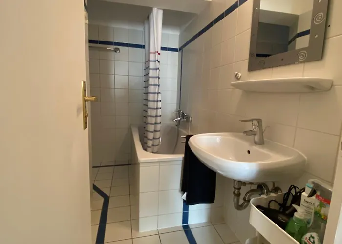 Gemütliche Handwerkerwohnung * München