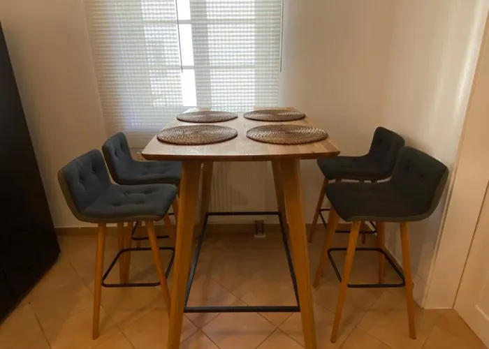 Gemütliche Handwerkerwohnung